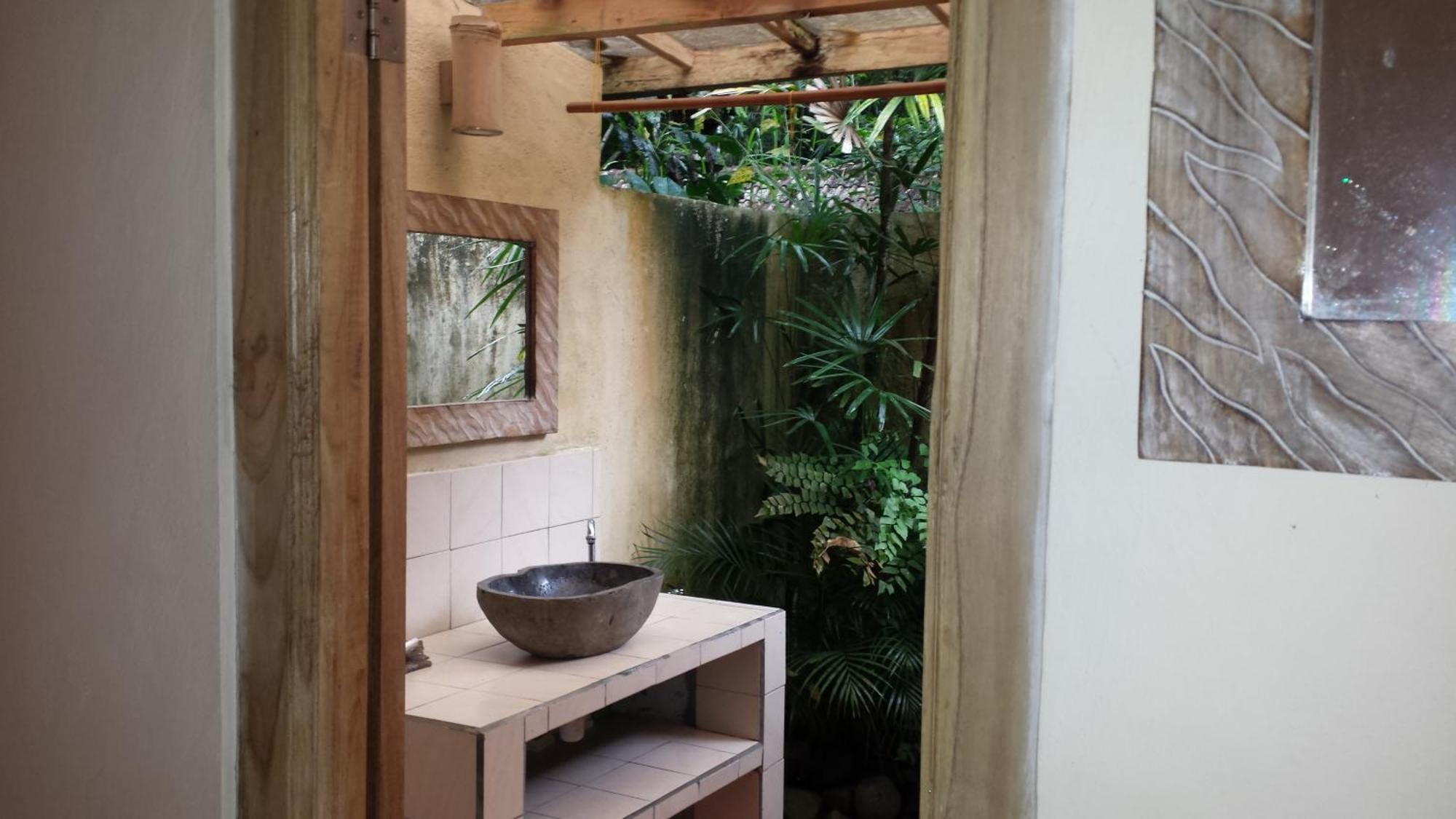 Carik Tangis Boutique Homestay Джатилувих Экстерьер фото